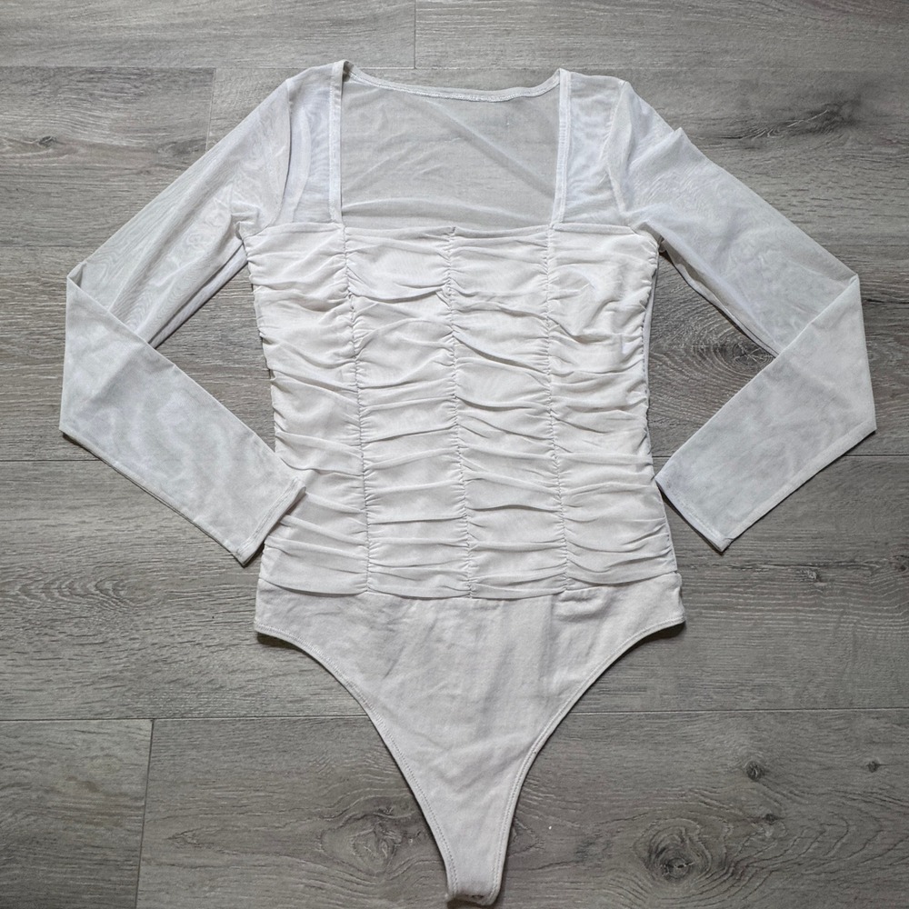 Abercrombie & Fitch Cream Ruched Mesh Long Sleeve Square Neck Bodysuit Medium M